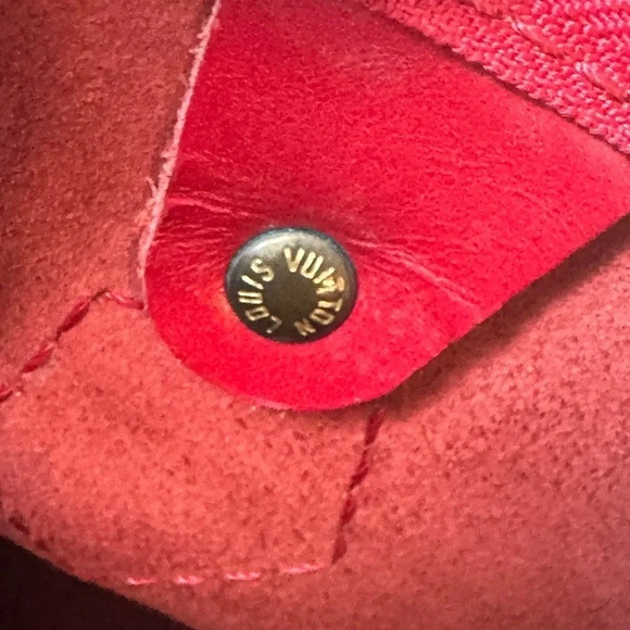 Authentic Red Epi Louis Vuitton Speedy 30 - Picture 15 of 16